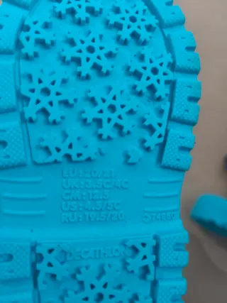 Botas de nieve para niños azul y turquesa talla 20