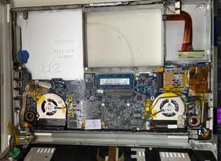 Varios MacBook Pro 15 A1211 + A1260 TODO ESO POR 9