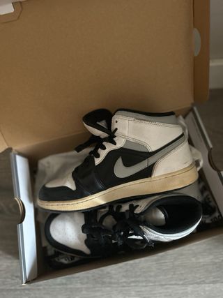 Nike Air Jordan 1 Mid Zapatillas