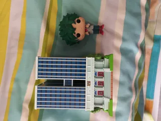 Funko Pop Izuku Midoriya y UA