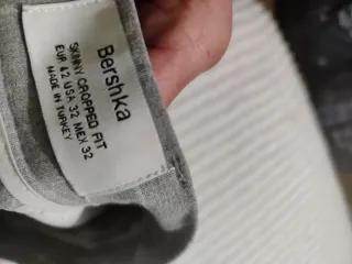 Pantalón de cuadros gris