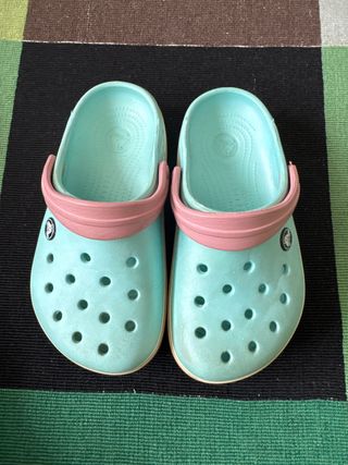 Crocs Talla 33/34 Azul y Rosa