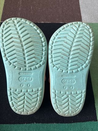 Crocs Talla 33/34 Azul y Rosa