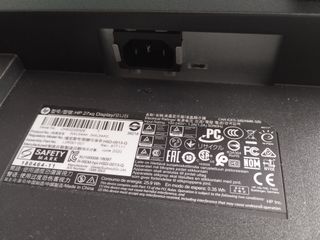 Monitor HP 27xq 1440p 144Hz Gaming