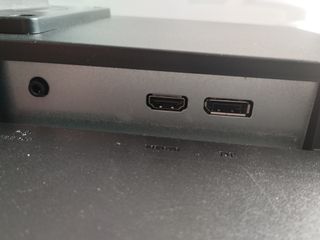 Monitor HP 27xq 1440p 144Hz Gaming