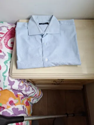 Camisa de vestir azul para caballero