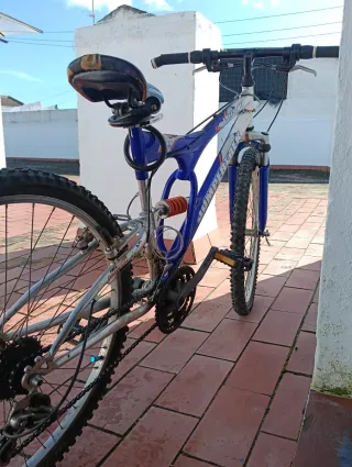 Bicicleta de Montaña Azul