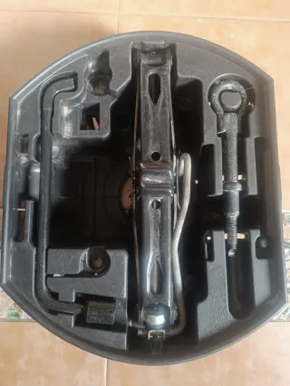 Kit gato y fijador para coche