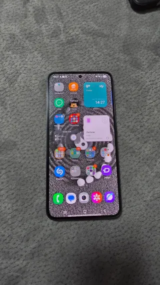 Samsung S23 256GB + Cover