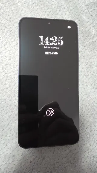 Samsung S23 256GB + Cover