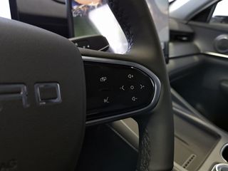 Ebro S800 1.5 TGDI PHEV Premium E-CVT