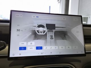 Ebro S800 1.5 TGDI PHEV Premium E-CVT