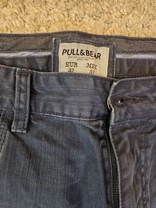 Pantalón vaquero Pull and Bear azul hombre