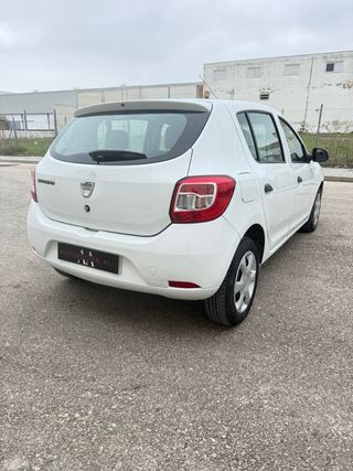 Dacia Sandero 2014