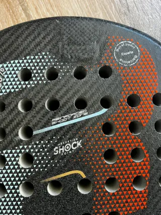 Pala de pádel Royal Padel M27