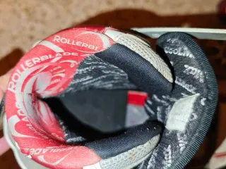 Patines en línea profesionales velocidad carbono.