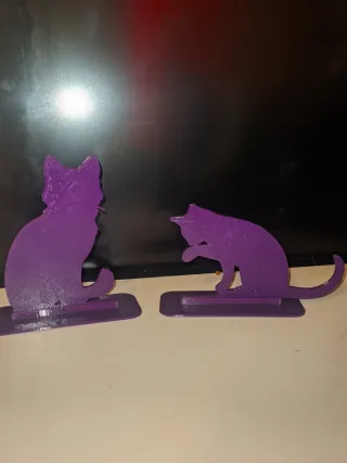 Supporti per libri a forma di gatto.