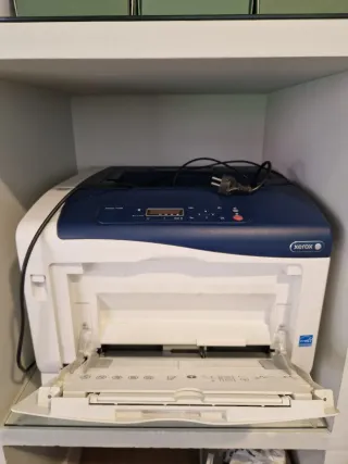 Impresora láser Phaser 7100 Xerox