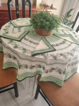 Mantelería Redonda Vintage