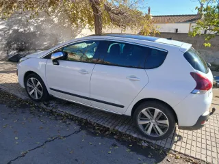 Peugeot 3008 2015