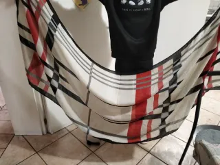 Sciarpa con fermaglio