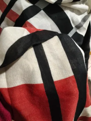 Sciarpa con fermaglio