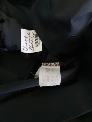 Moschino Camiseta Negra Manga Larga