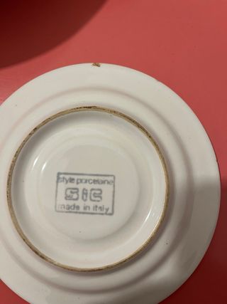 Antipastiera e piattini in ceramica