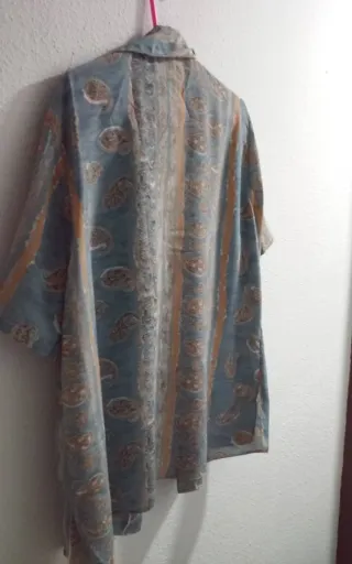 camisas de mujer.A elegir 2 x 5 euros