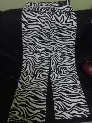 Pantalón mujer estampado cebra