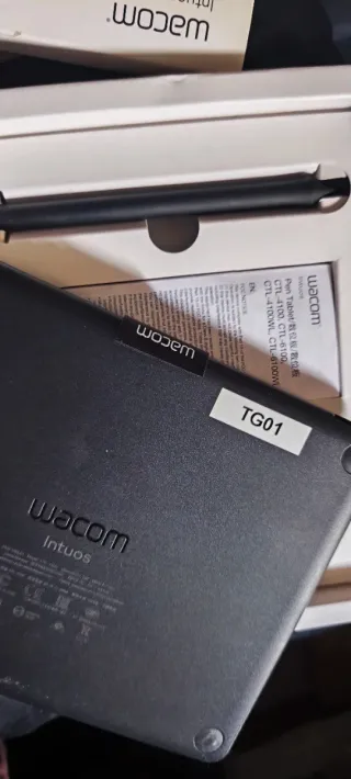 Wacom Intuos Creative Pen Tablet