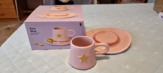 Tazza rosa con piattino e stella oro