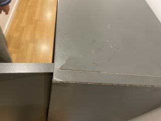 columna de baño gris de madera