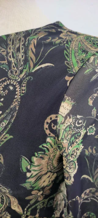 Vestido tul estampado verde y negro