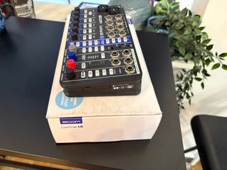 Zoom LiveTrak L6 Mixer e Registratore Multitraccia