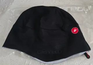 Equipo de invierno Castelli 2025 sin estrenar