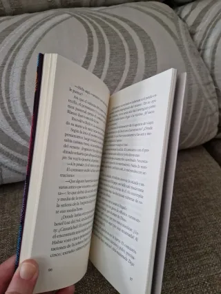 Asesinato en la Biblioteca Nacional (Alandar) (...