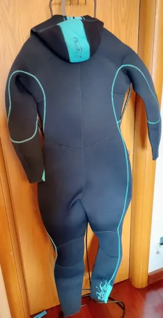 Traje neopreno buceo y actividades acuáticas
