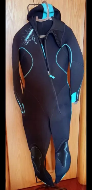 Traje neopreno buceo y actividades acuáticas