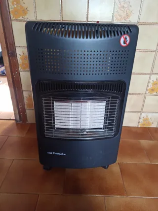 Estufa de butano Orbegozo negra