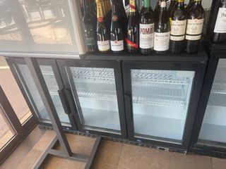 Nevera expositor botellero