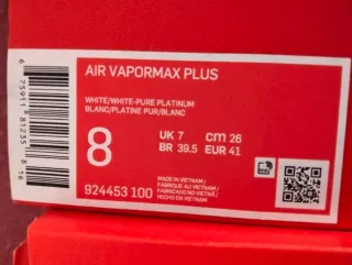 Nike Air VaporMax plus, una esta amarillenta