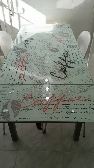 Mesa de cristal extensible