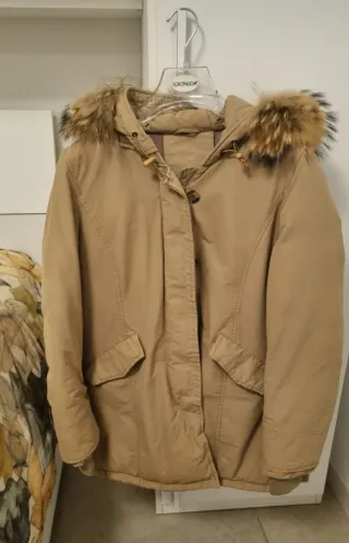 Cappotto donna con cappuccio e pelliccia