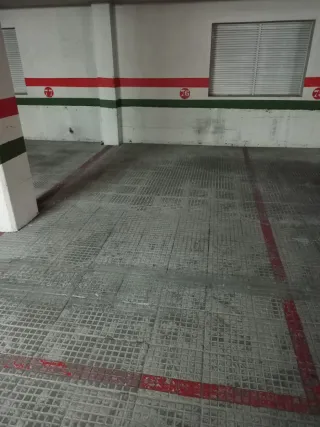 Plaza garaje grande muy centrica