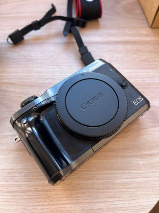 Canon M6 + Adaptador EF-M
