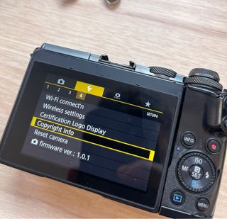 Canon M6 + Adaptador EF-M