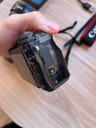 Canon M6 + Adaptador EF-M