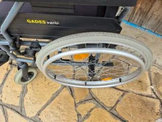 Silla de ruedas plegable