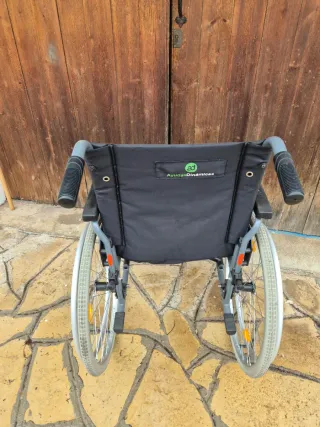 Silla de ruedas plegable